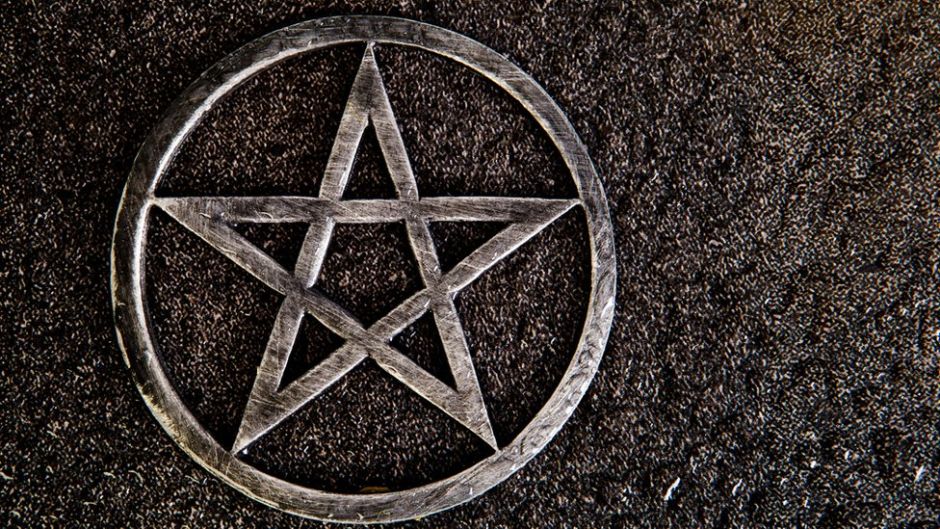 Satanismo in casa famiglia