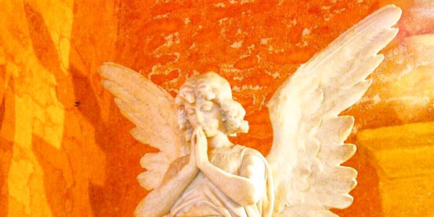 [DIFUNDE TU FE CATOLICA]   LOS ÁNGELES CUSTODIOS en la vida del Padre Pío (Parte I)