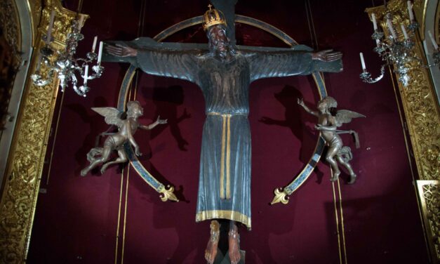 [DIFUNDE TU FE CATOLICA] NOVENA A LA SANTA FAZ de Nuestro Señor Jesucristo. Día 8