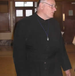 [AI PIEDI DEL TRONO VUOTO] In memoriam: Padre Joseph Collins