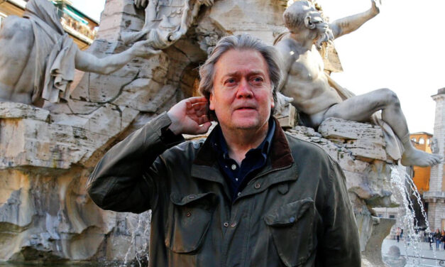 Bannon a tutto campo: “scisma” possibile, i laici si devono muovere