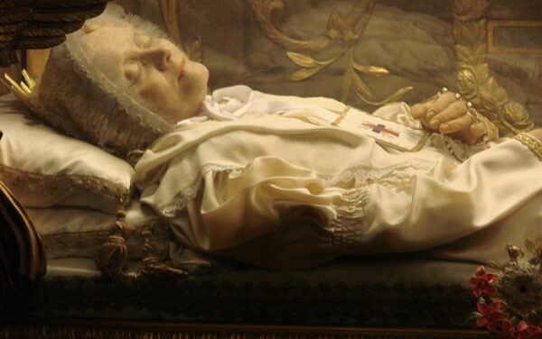 [DIFUNDE TU FE CATOLICA] BEATA ANNA MARÍA TAIGI, Patrona de las madres de familia y Mística