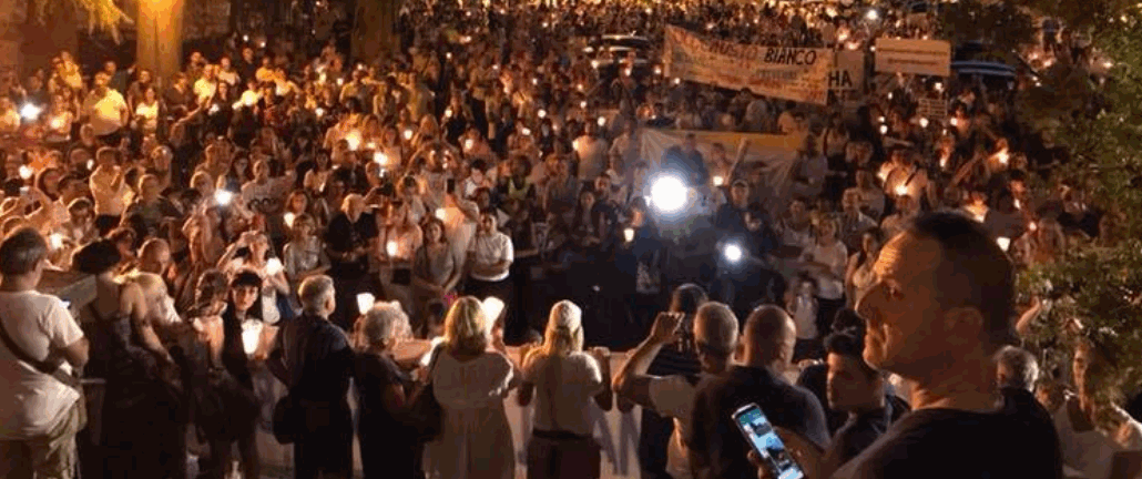 Tutto ciò che i media non hanno detto sulla grande fiaccolata di Bibbiano e sui suoi contenuti