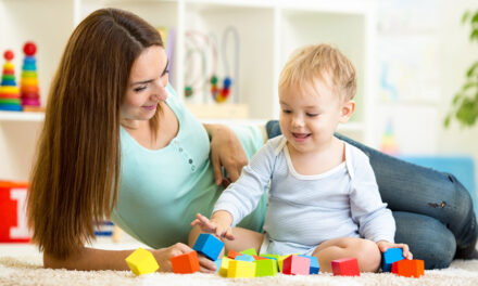 Bibbiano, una mamma rischiava di perdere i figli perché… pagava una babysitter