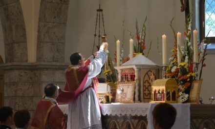 Semplicissima spiegazione della Santa Messa secondo il rito romano