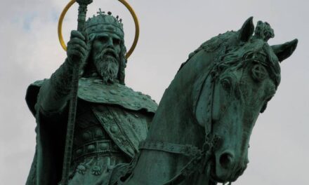 [DIFUNDE TU FE CATOLICA] SAN ESTEBAN, Rey Apostólico de Hungría