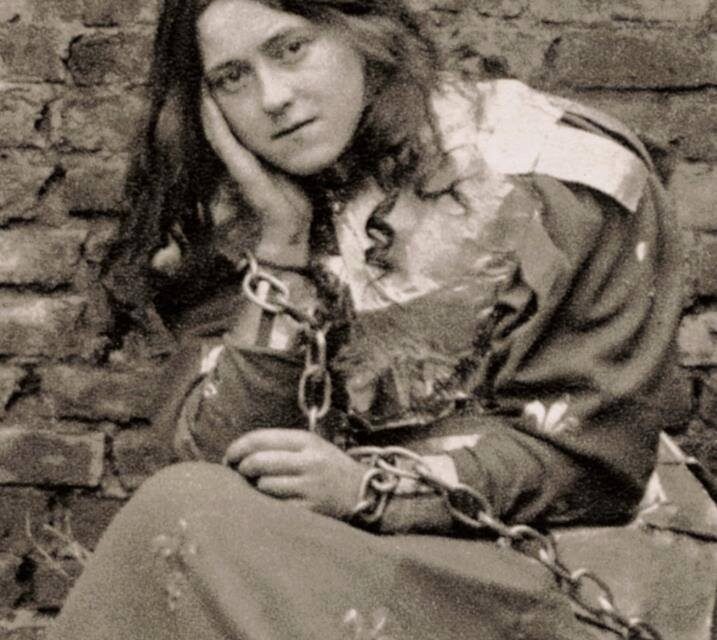 [DIFUNDE TU FE CATOLICA] TRIDUO en Honor de Santa Teresita del Niño Jesús DÍA 1 “Entregar a Dios todo el corazón”