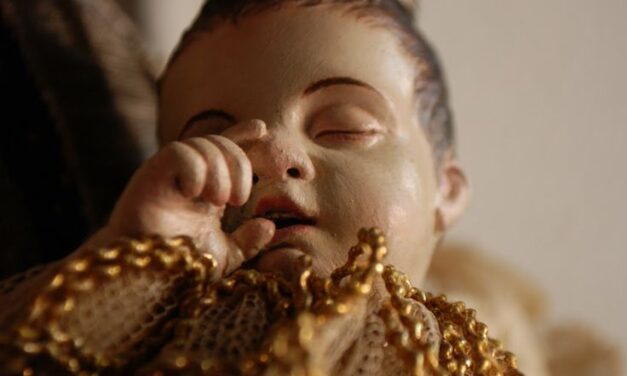 [DIFUNDE TU FE CATOLICA] LA COMUNIÓN ESPIRITUAL, amoroso abrazo a Jesús Sacramentado