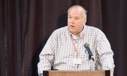 Non sembra ma è un vescovo pro-LGBT che insulta la Fede dei cattolici, nominato al Sinodo da Francesco