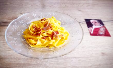[SPADAKITCHEN] Le fettuccine alla papalina: un piatto caro a Pio XII!