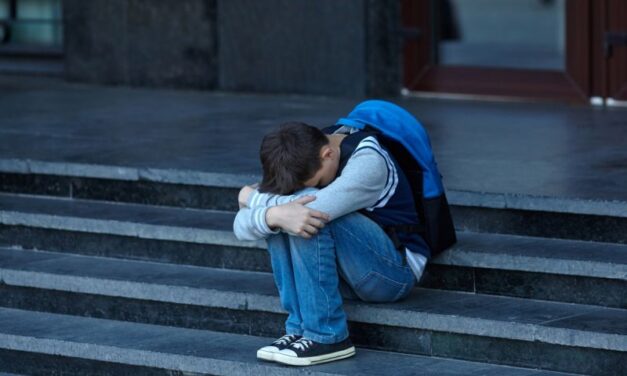 [Angeli e Demoni] Scandalo Bibbiano, bimbo costretto a “guardare i film porno”