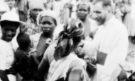 Il missionario Marcel Lefebvre e il paganesimo africano