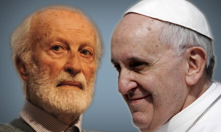 Il confidente Eugenio Scalfari: «Bergoglio mi ha detto di NON concepire Cristo come Dio». Vaticano dirama smentita