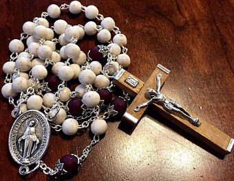 [DIFUNDE TU FE CATOLICA] OCTUBRE, MES DEL SANTO ROSARIO. DÍA 21