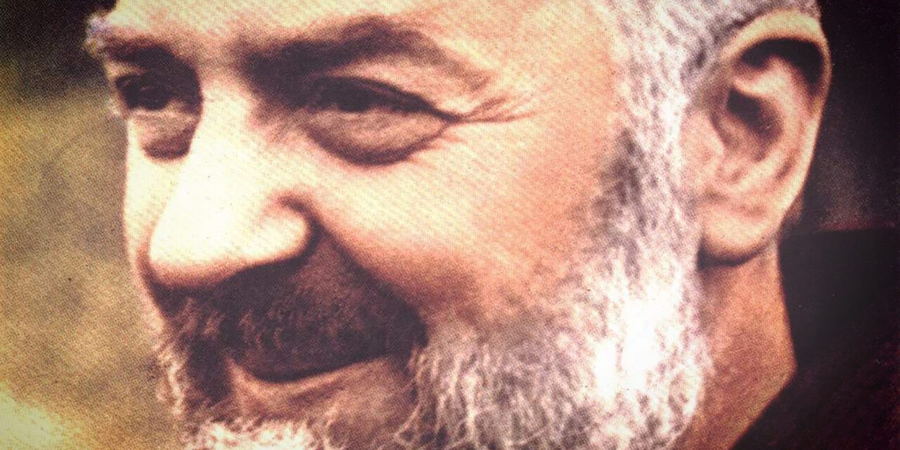 [DIFUNDE TU FE CATOLICA] EL OFRECIMIENTO DEL PADRE PÍO por las Almas del Purgatorio