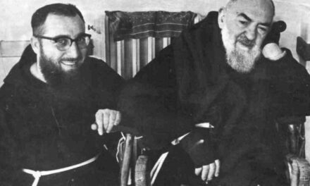 [DIFUNDE TU FE CATOLICA] EL SANTO SACRIFICIO DE LA MISA, el mayor remedio para redimir a las Almas del Purgatorio