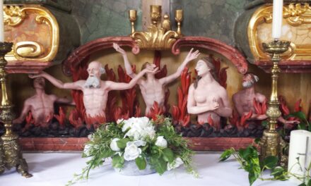 [DIFUNDE TU FE CATOLICA] Ejercicio Piadoso de Noviembre  en favor de las Benditas Ánimas del Purgatorio. Día 5: LUGAR DE LAS PENAS