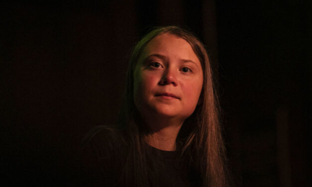 Bufale & affini. Gli “11.000 scienziati” gretini non esistono