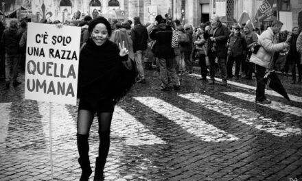 Tutte le fake news dei “giornaloni” sugli episodi di razzismo e fascismo