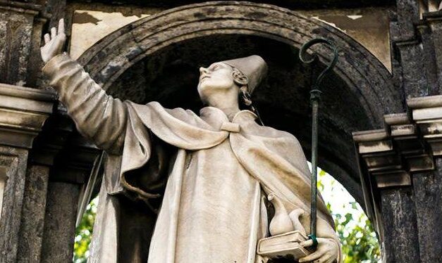 San Gennaro: il sangue si scioglie per la festa del Patrocinio.