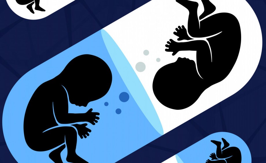 Uomini in provetta e festaioli annichiliti: l’inquietante attualità del “Mondo Nuovo” di Huxley