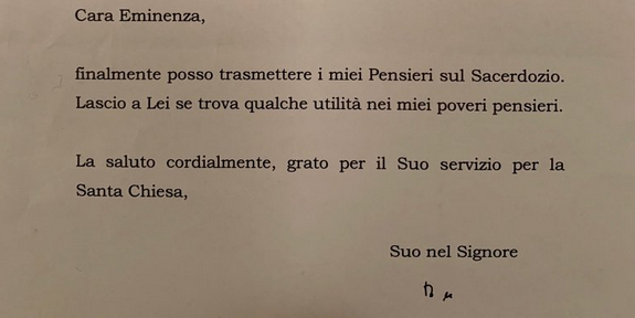 Bagarre in Vaticano. Fonte: “Ratzinger non ha scritto libro a 4 mani con Sarah”. Ma il cardinale pubblica lettere