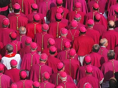 ReligionDigital (ri)lancia l’allarme: 110 vescovi da tutto il mondo si sono riuniti con critici di Bergoglio