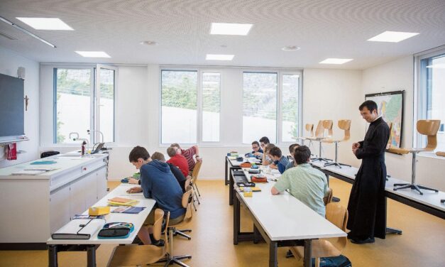 Rinascita.education –  un nuovo portale per le scuole della Tradizione Cattolica