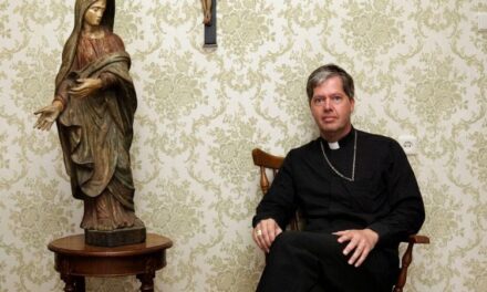 Vescovo olandese contrario a modernismo-progressista rinuncia a incarichi per divergenze ecclesiali