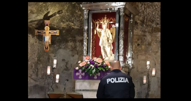 La Polizia di Stato affida pubblicamente l’Italia a San Michele Arcangelo