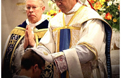 [DIFUNDE TU FE CATOLICA] ORACIÓN DE OFRECIMIENTO COMO VÍCTIMA POR LOS SACERDOTES