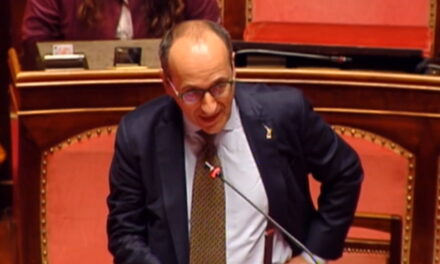 Democrazia vs salute: note su un problema falso. E pericoloso.