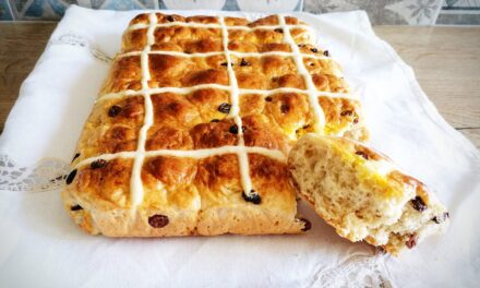 [SPADAKITCHEN] Hot Cross bun