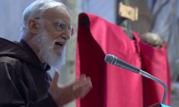 Obediens usque ad mortem – L’apostasia mondialista nell’omelia ‘in Passione et Morte Domini’ di padre Raniero Cantalamessa