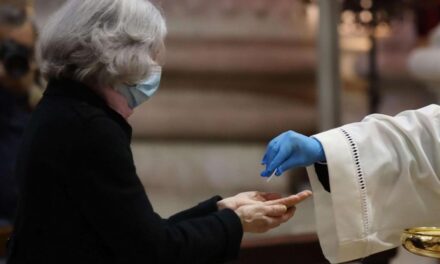 Archeologite liturgica, sacrilegio dilagante