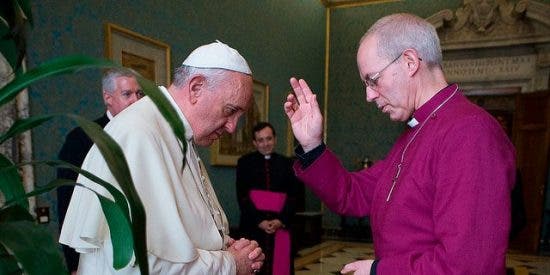 Il primate anglicano: “Via le statue razziste dalle chiese “