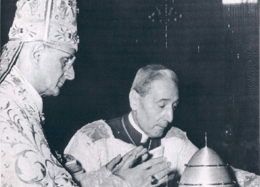 L’abbandono del titolo ‘Vicario di Cristo’. Dal Vaticano II  a Bergoglio