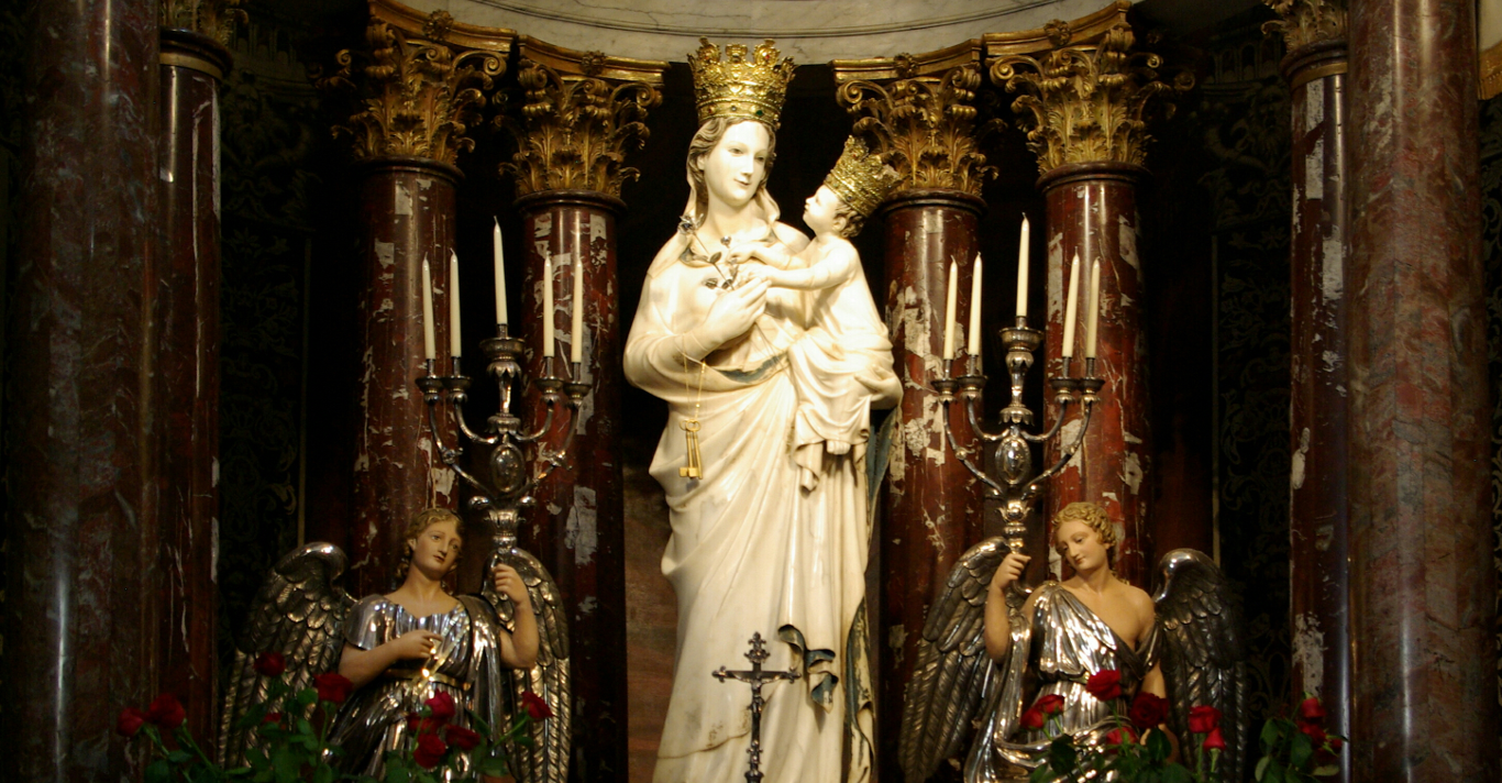 [REPORTAGE] Come il Modernismo può demolire una parrocchia. Funerali ai tempi della pandemia da Coronavirus