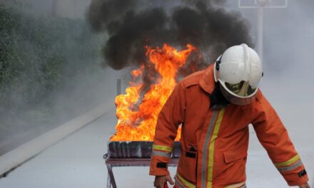 Incendio cattedrale Nantes, trovati tre inneschi