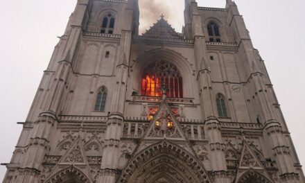 Nantes. Confessa l’autore dell’incendio della Cattedrale