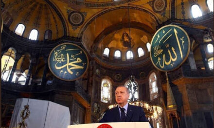 Santa Sofia ritorna moschea!