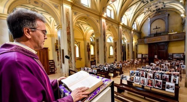 Il silenzio dei fedeli